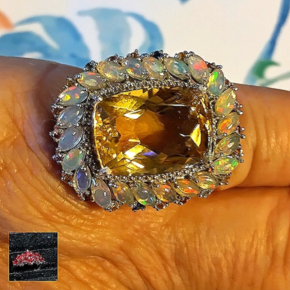 BEAUTY, FIRE & BRILLIANCE. FIRE OPAL SURROUNDS BRAZILIAN CITRINE. STERLING SZ 6. - Picture 5 of 12